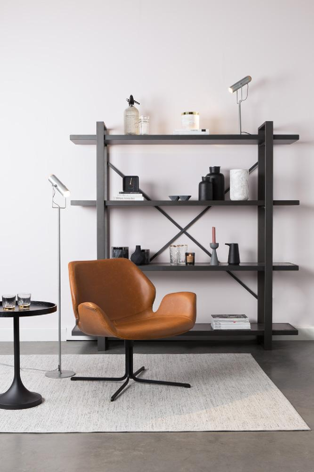 Leather Swivel Lounge Chair | Oroa.com
