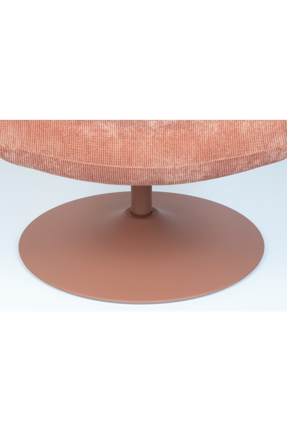 Upholstered Pedestal Lounge Chair | Oroa.com