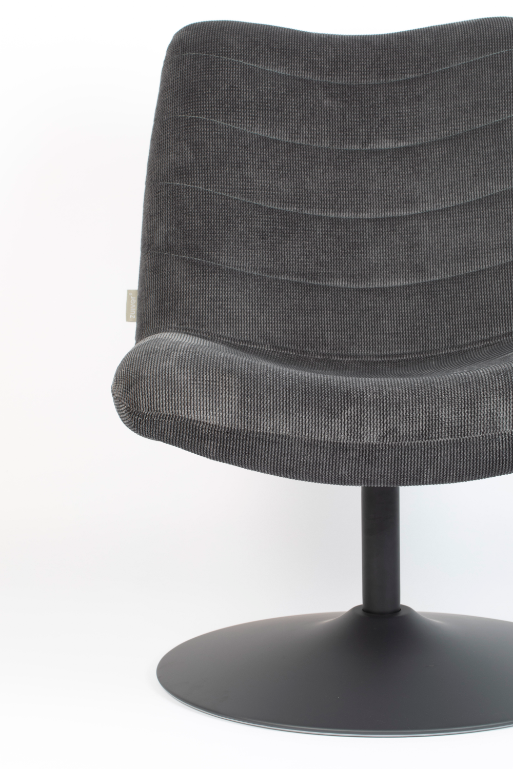 Upholstered Pedestal Lounge Chair | Oroa.com