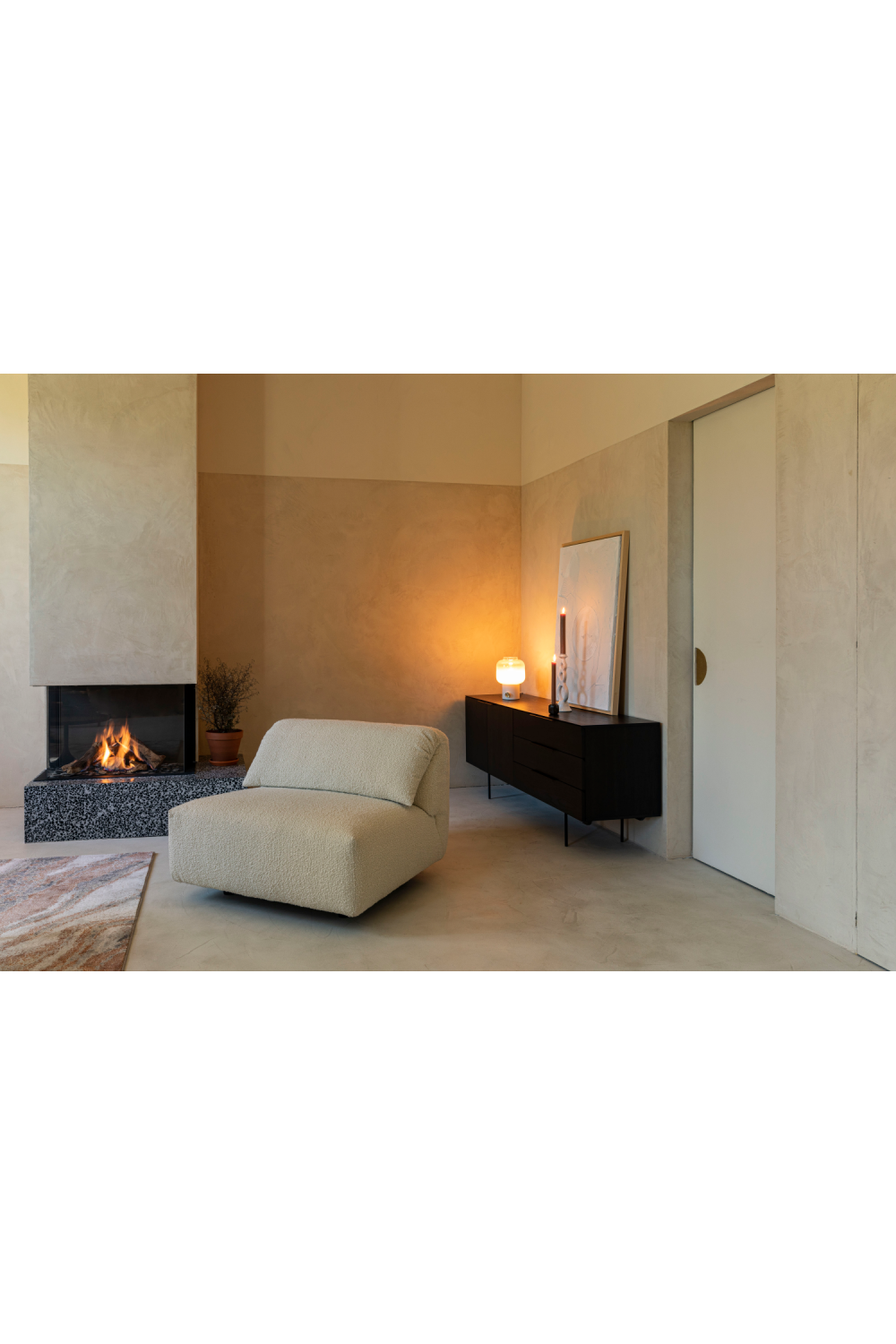 Modern Minimalist Love Seat | Oroa.com