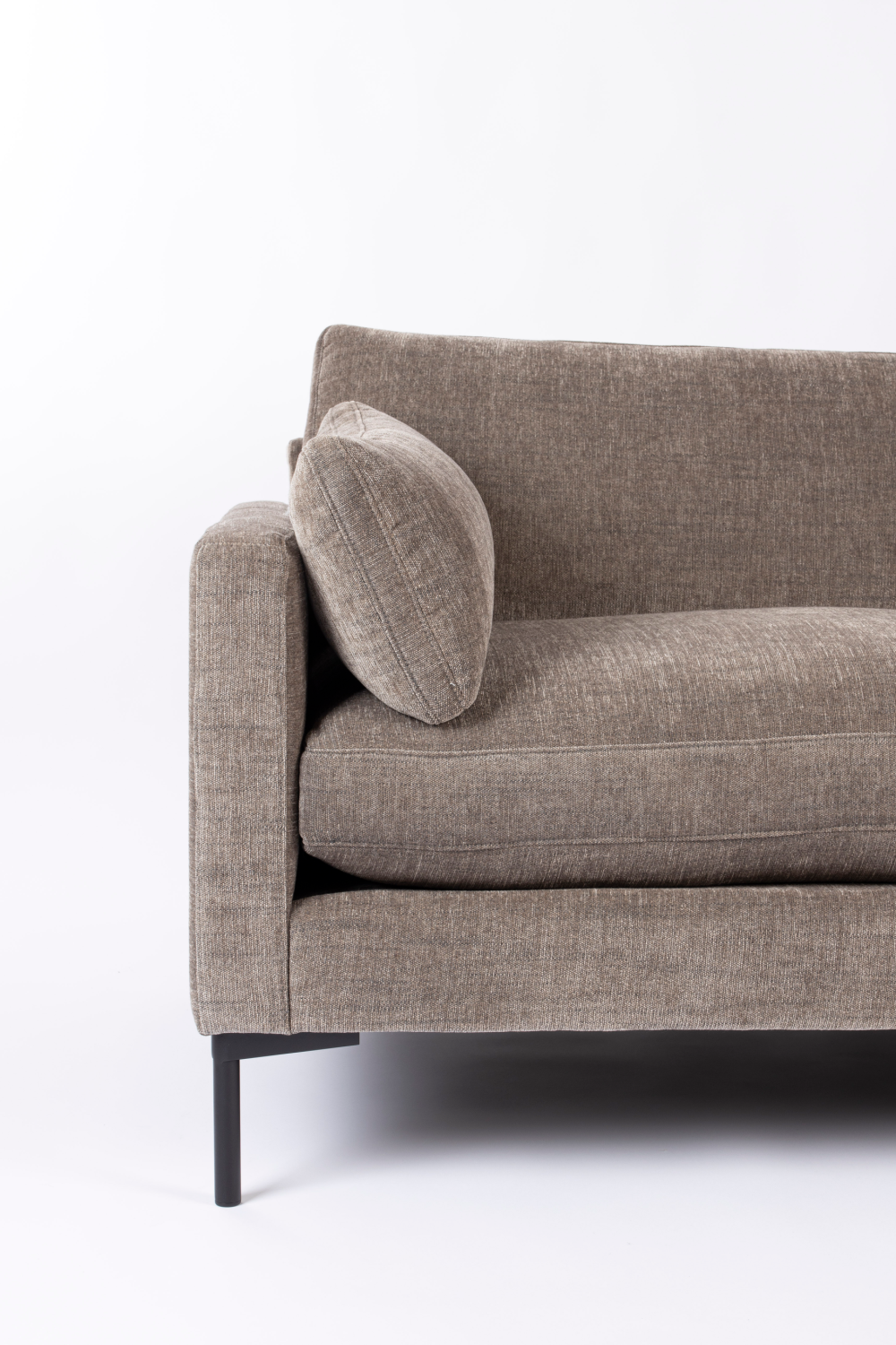 Modern Minimalist Love Seat | Oroa.com