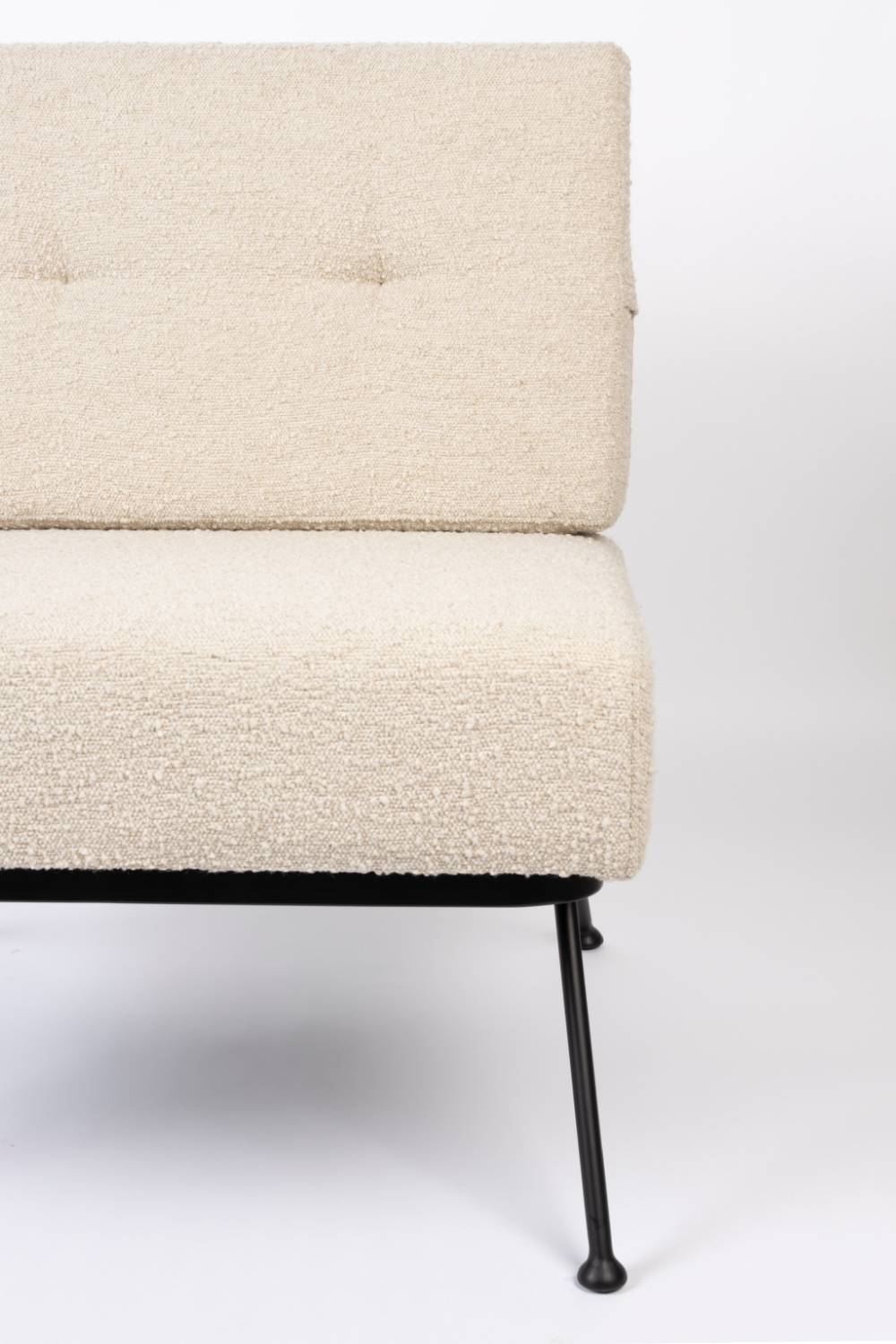 Beige Minimalist Lounge Chair | Oroa.com