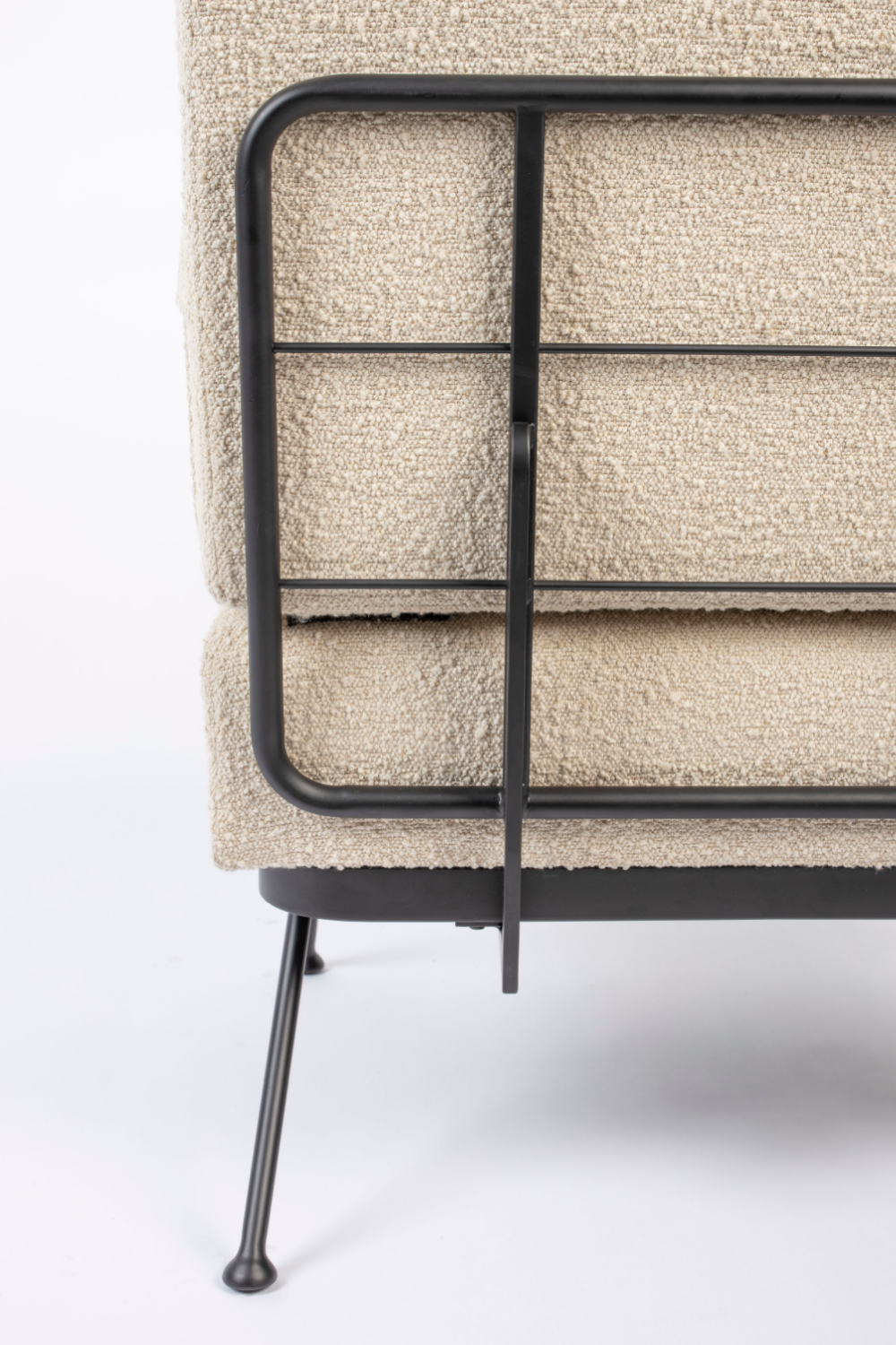 Beige Minimalist Lounge Chair | Oroa.com