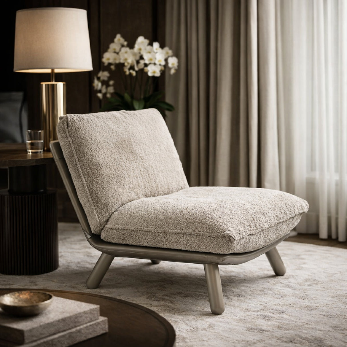 Beige Modern Lounge Chair | Oroa.com