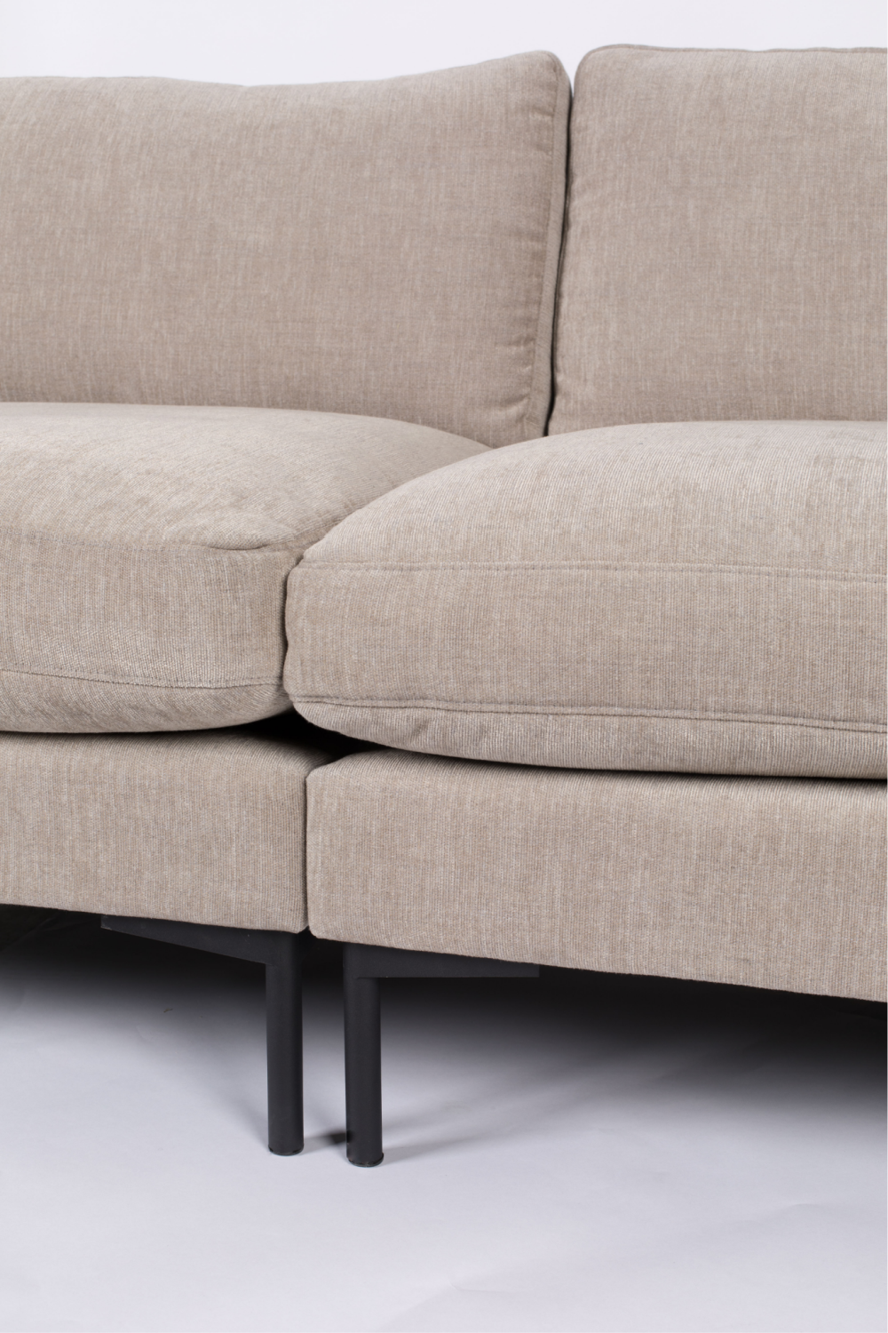 Upholstered 3-Seater Sofa | Zuiver Summer | Oroa.com