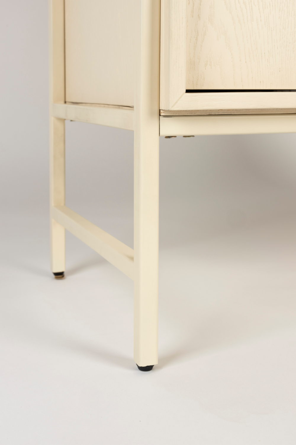Beige Oak Modern Cabinet | Zuiver Faces | OROA.com