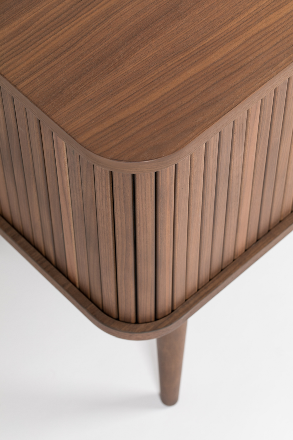 Tambour Sliding Doors Sideboard | Zuiver Barbier | Oroa.com