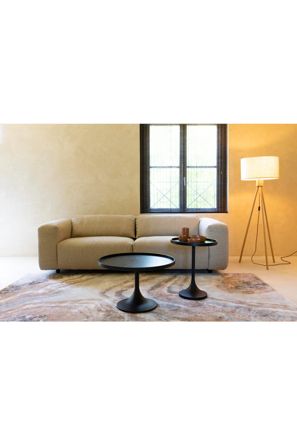 Minimalist Tripod Floor Lamp | Oroa.com