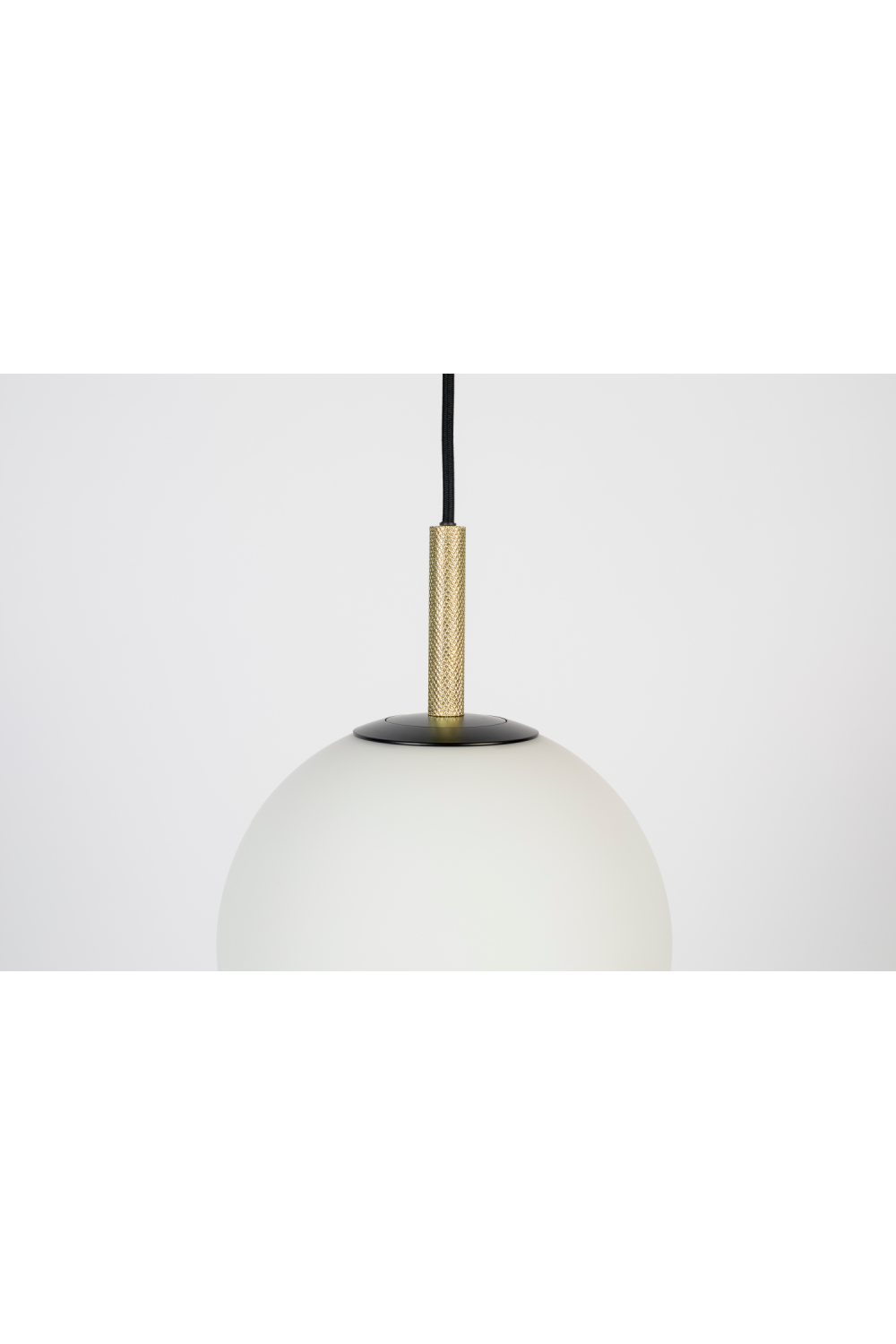 Opal Orb Pendant Lamp | Zuiver Orion | Oroatrade.com