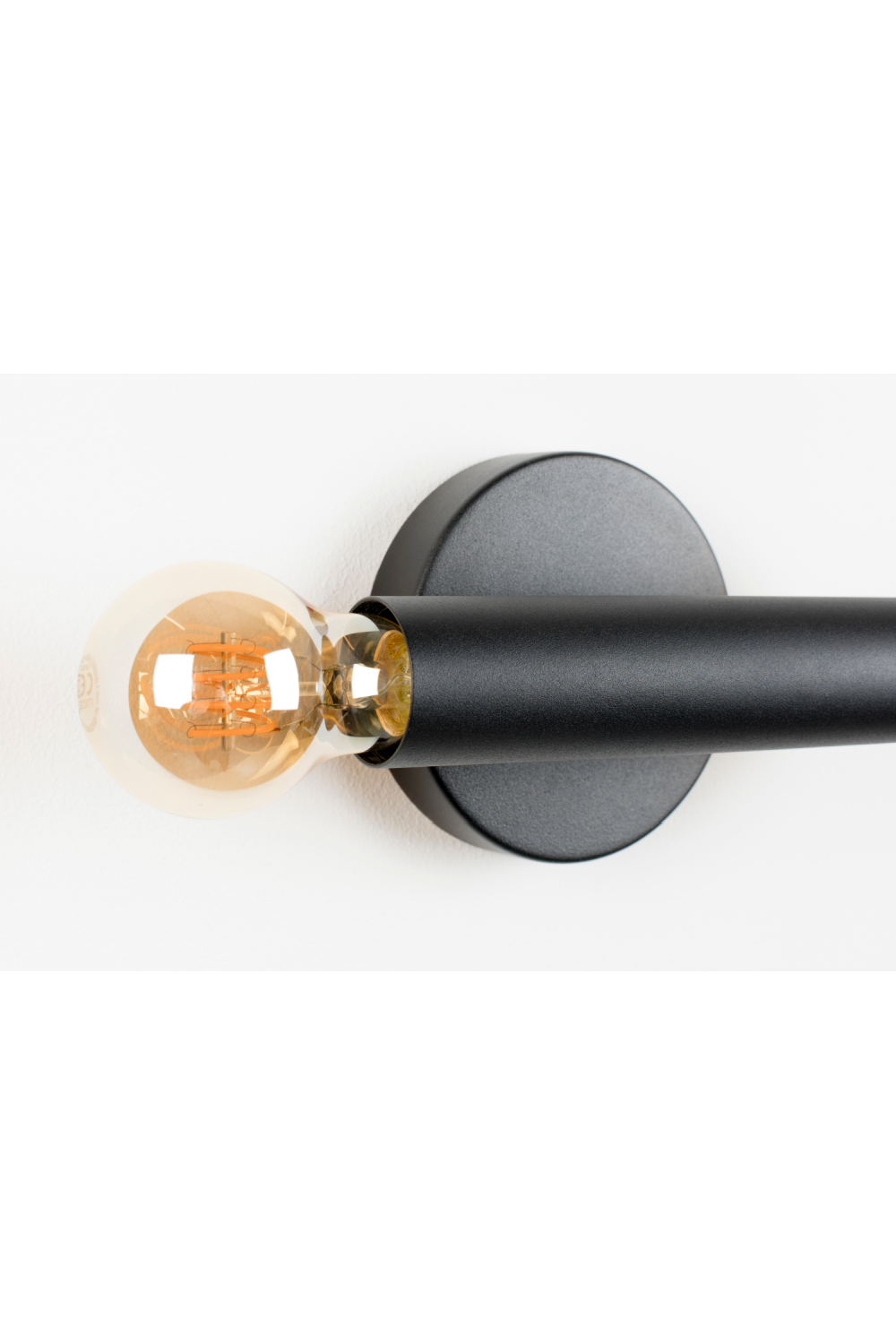 Black Industrial Wall Lamp | Zuiver Hawk | OROA.com