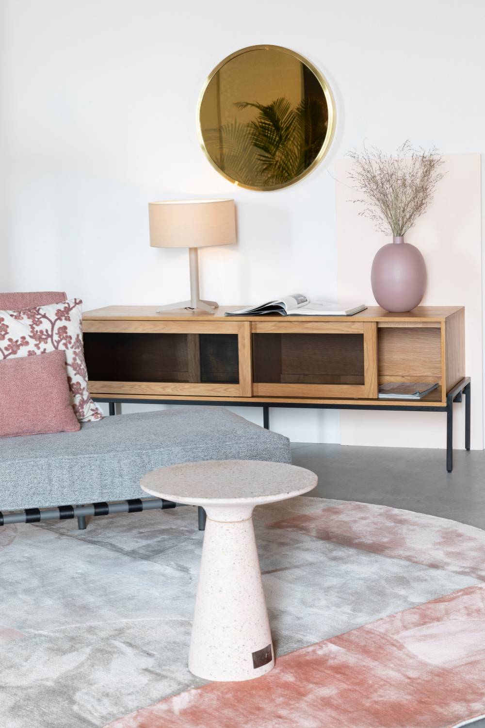 Geometric Pattern Seamless Carpet 7' | Zuiver Hilton | OROA.com