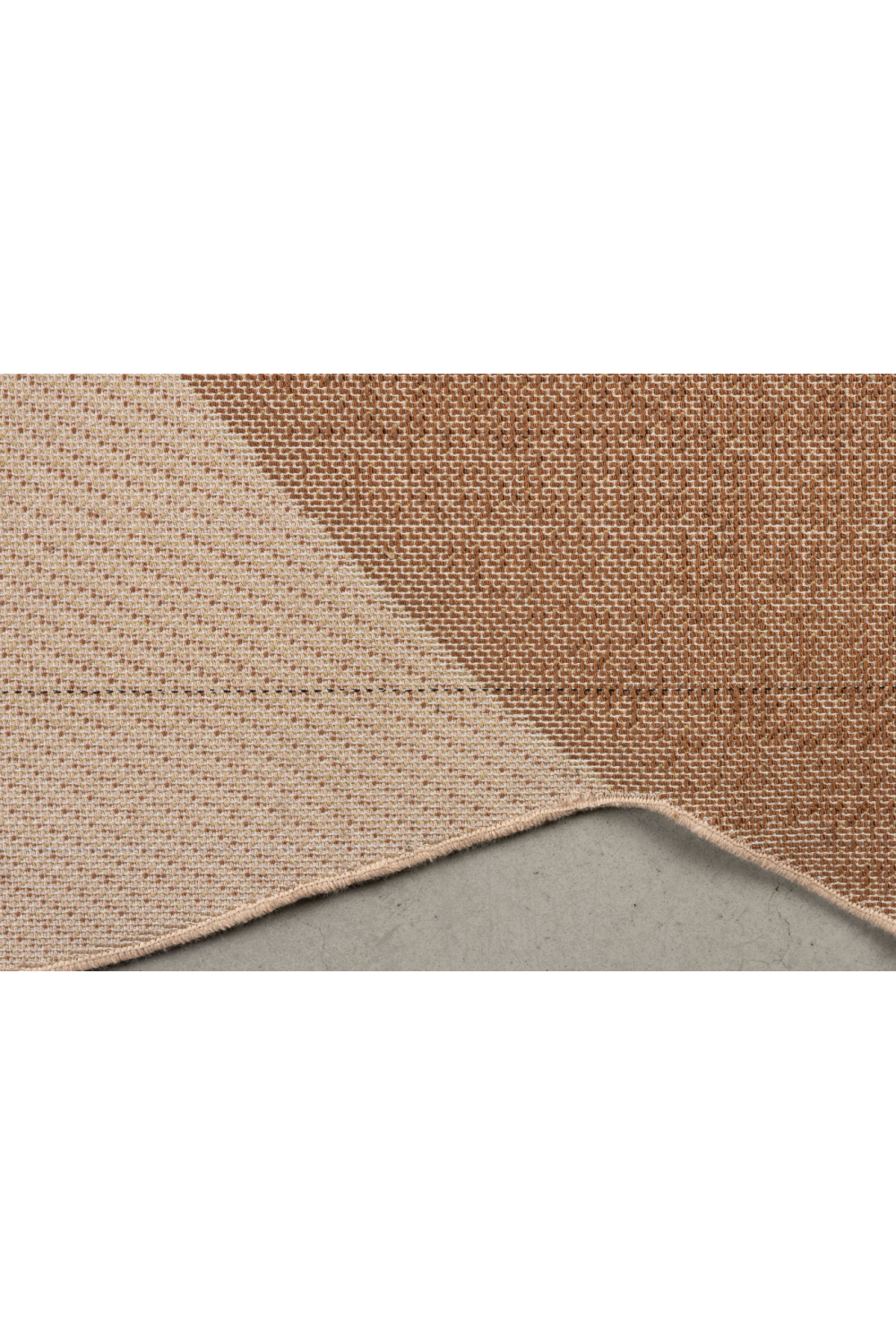 Organic Shaped Woven Rug 5' x 8' | Zuiver Phila | OROA.com