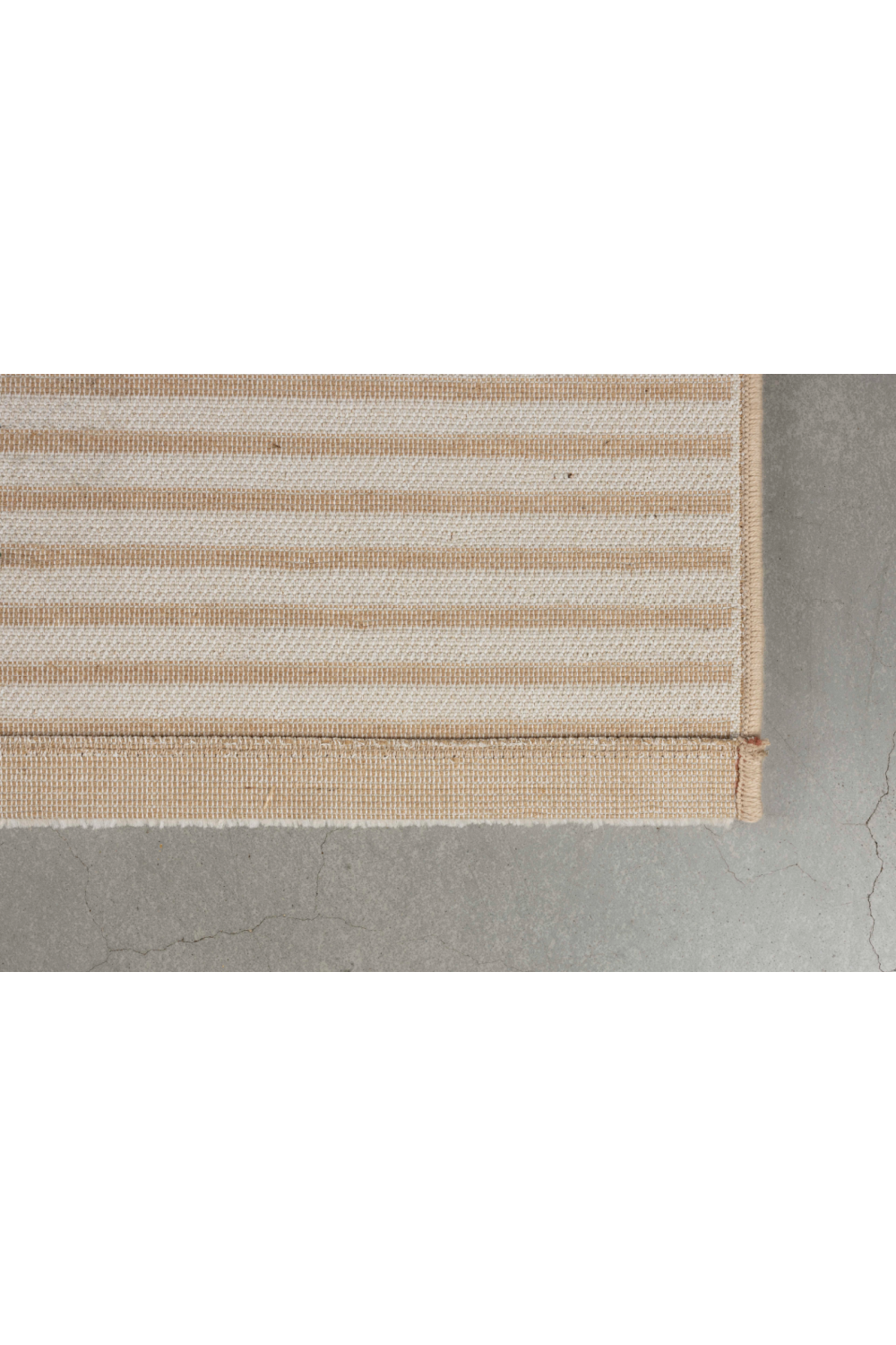 Cream Minimalist Carpet | Zuiver Shore | OROA.com