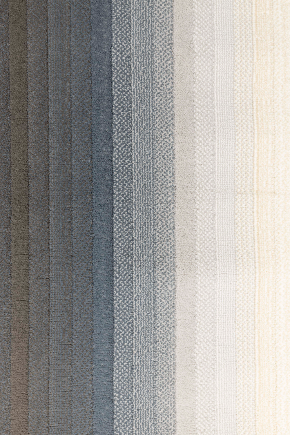 Oval Modern Carpet | Zuiver Olympic | OROA.com