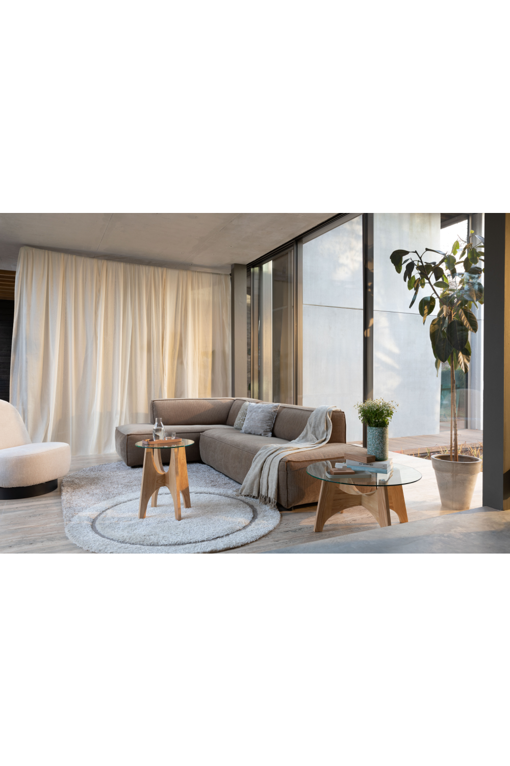 Oval Beige Rug 5' x 10' | Zuiver Spark | OROA.com