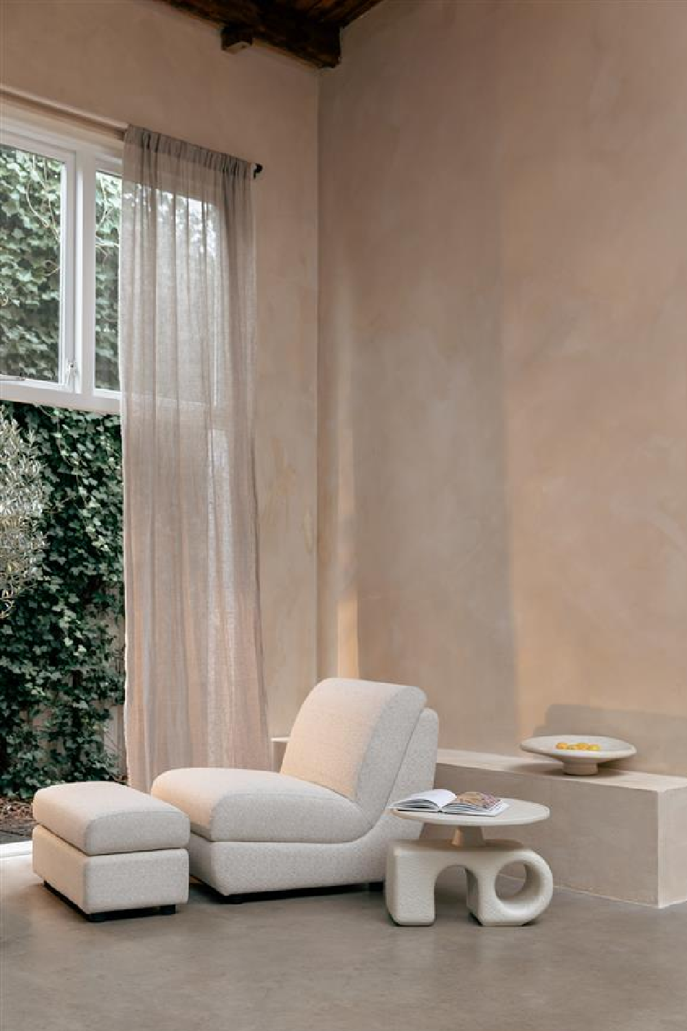 Off-White Outdoor Lounge Chair | Zuiver Mississippi | OROA.com