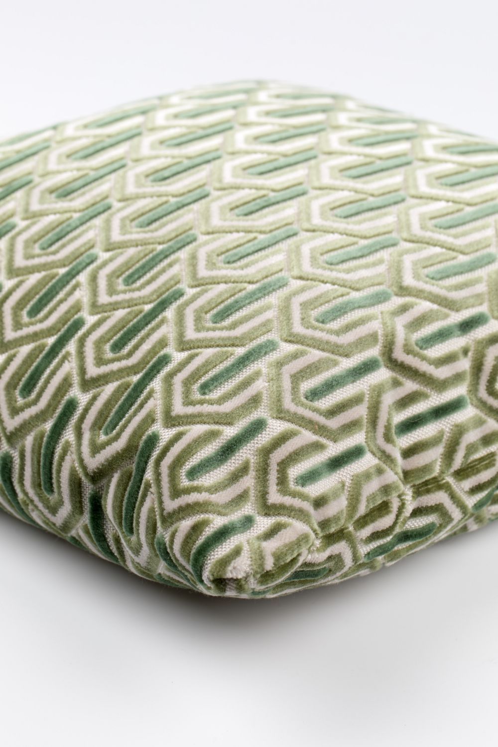 Green Geometric Throw Pillows (2) | Zuiver Beverly | OROA.com