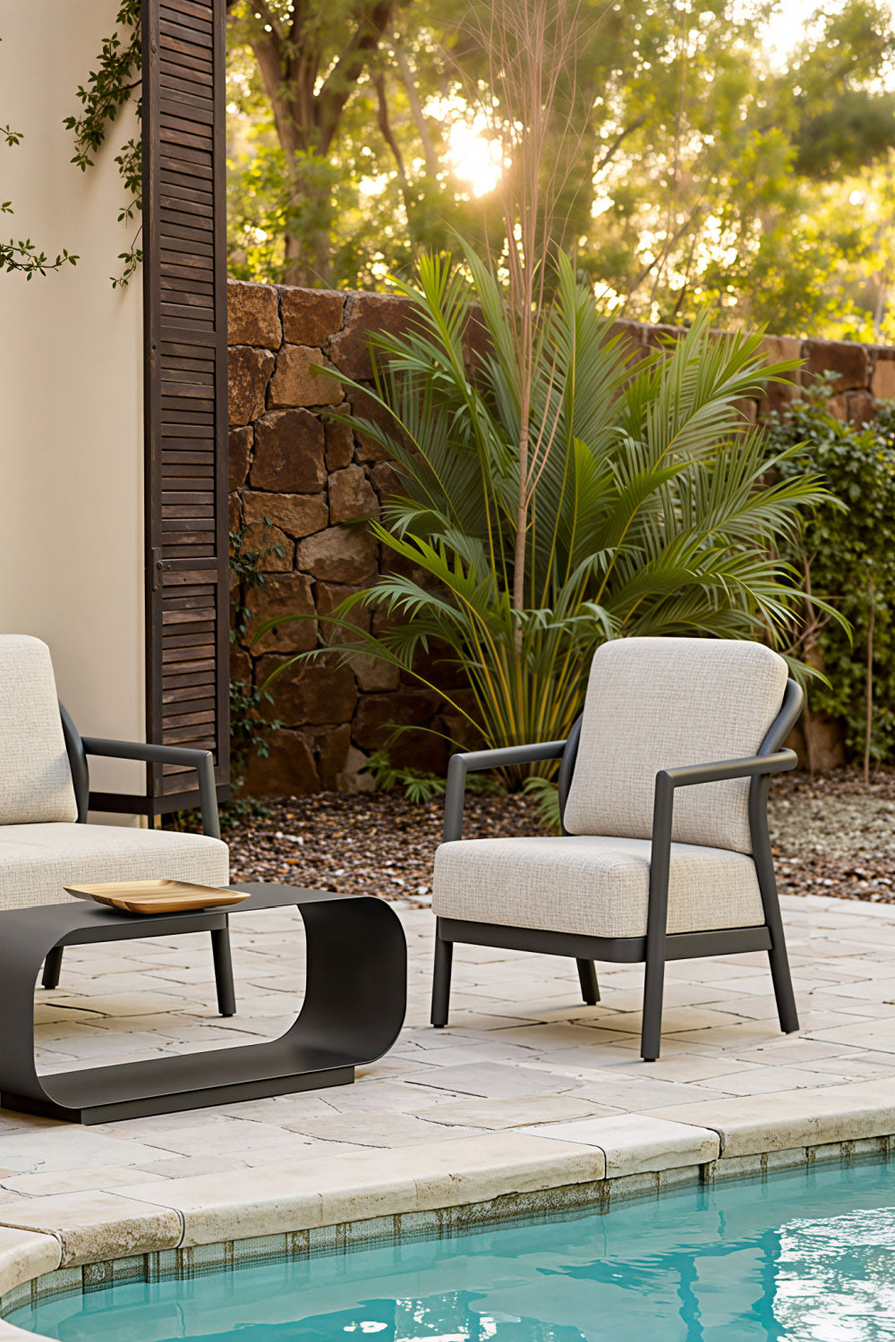 Aluminum Framed Outdoor Accent Chair | Oroa.com