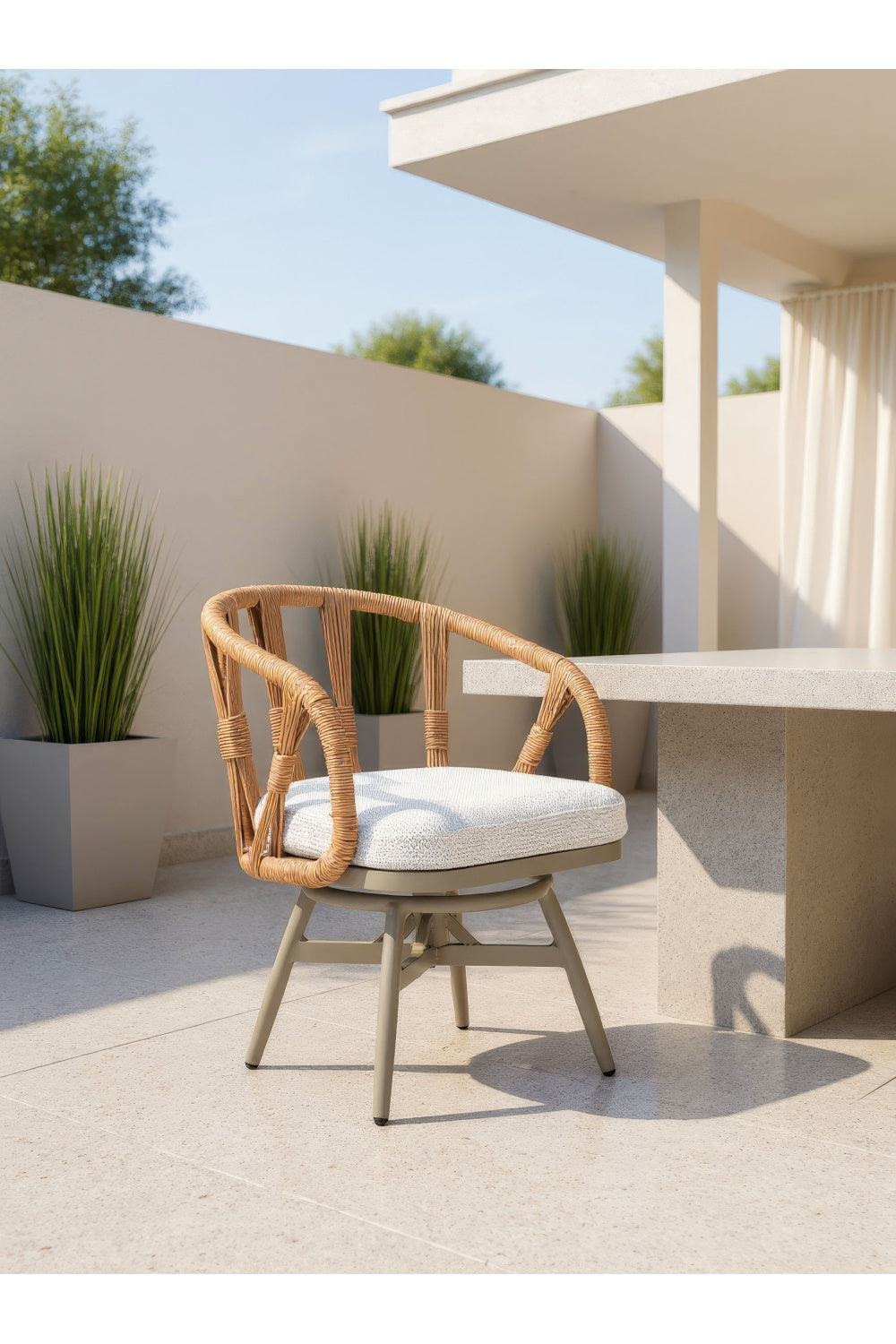 Rattan Weave Swivel Outdoor Dining Chair | Oroa.com
