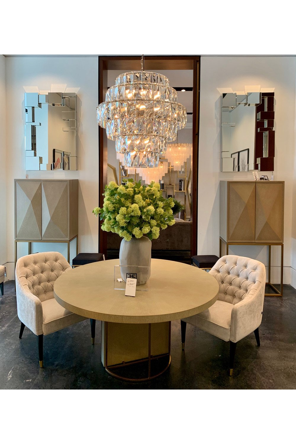 Hand Blown Glass Vase | Eichholtz Avance L | Oroa.com