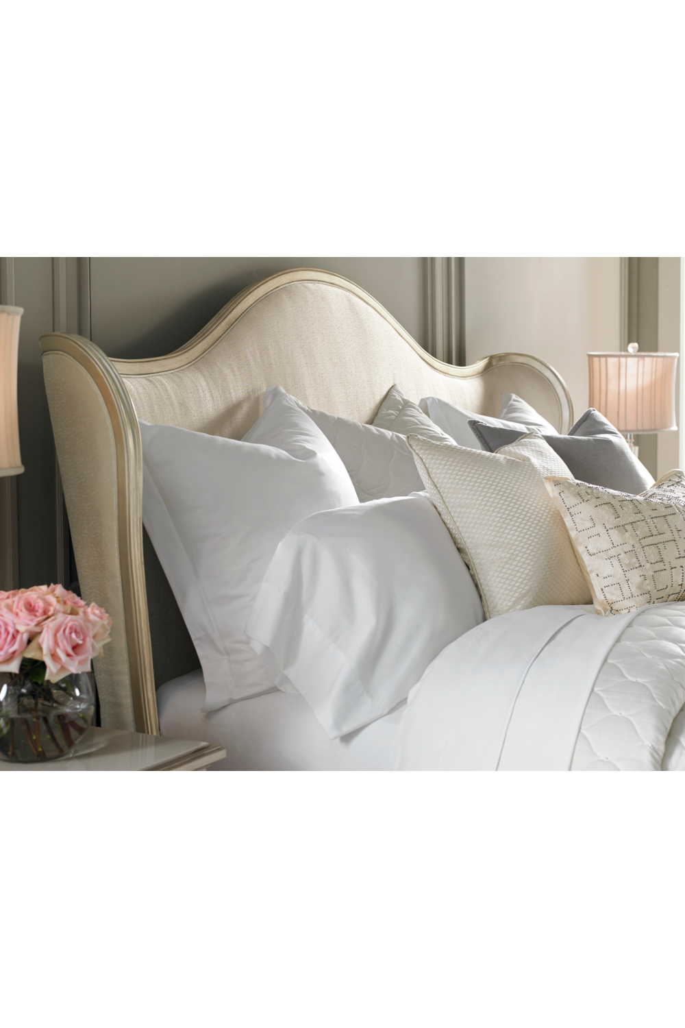 Winged Upholstered Bed | Caracole Bedtime Beauty | Oroa.com