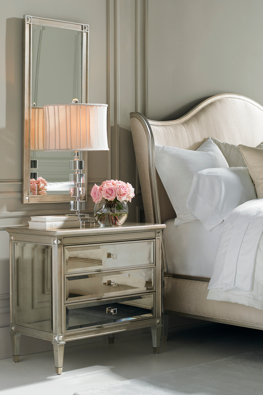 Winged Upholstered Bed | Caracole Bedtime Beauty | Oroa.com