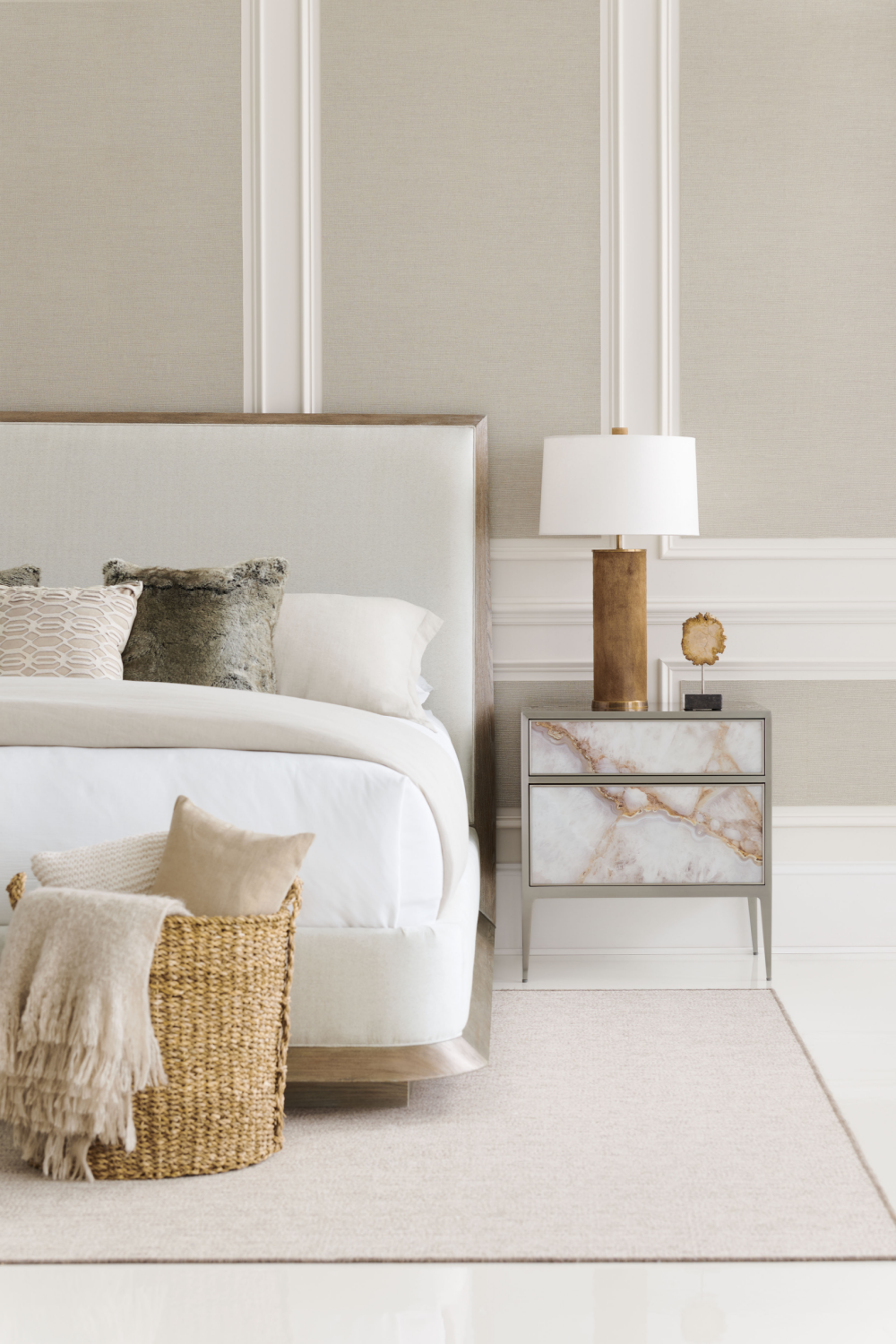 Cream Classic Bed | Caracole The Stage Is Set | Oroa.com