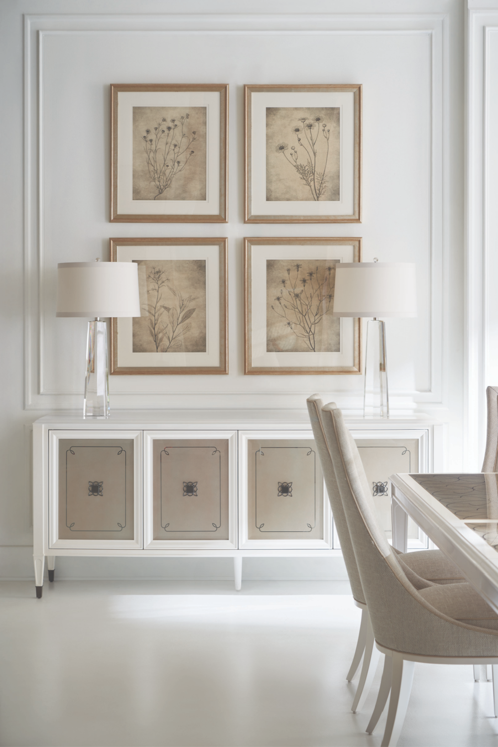 Mirrored Panel Sideboard | Oroa.com