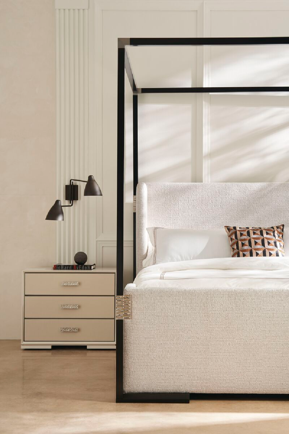 Vinyl 3-Drawer Nightstand | Oroa.com