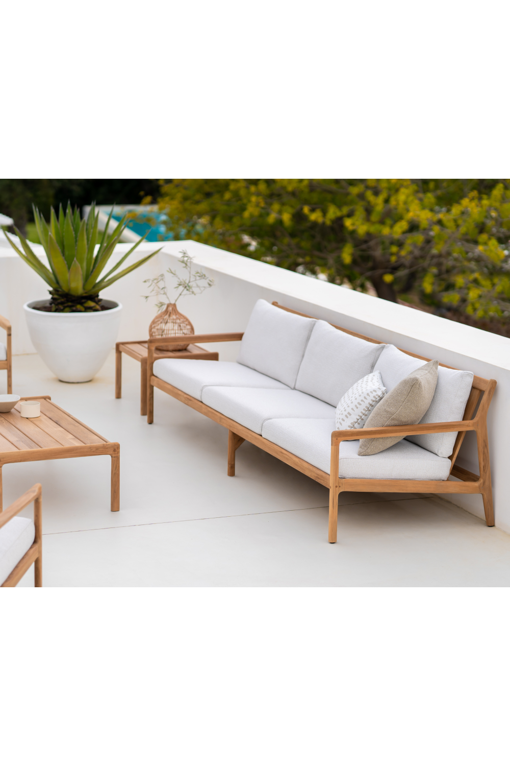 Teak 3+ Seater Outdoor Sofa | Ethnicraft Jack