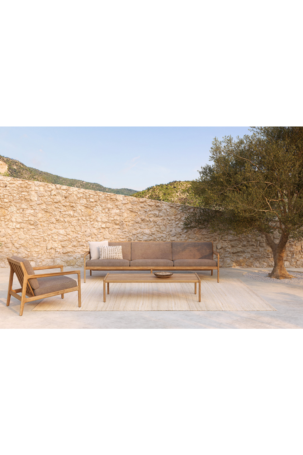 Boucle Outdoor Cushions (2) | Ethnicraft | OROA TRADE.com