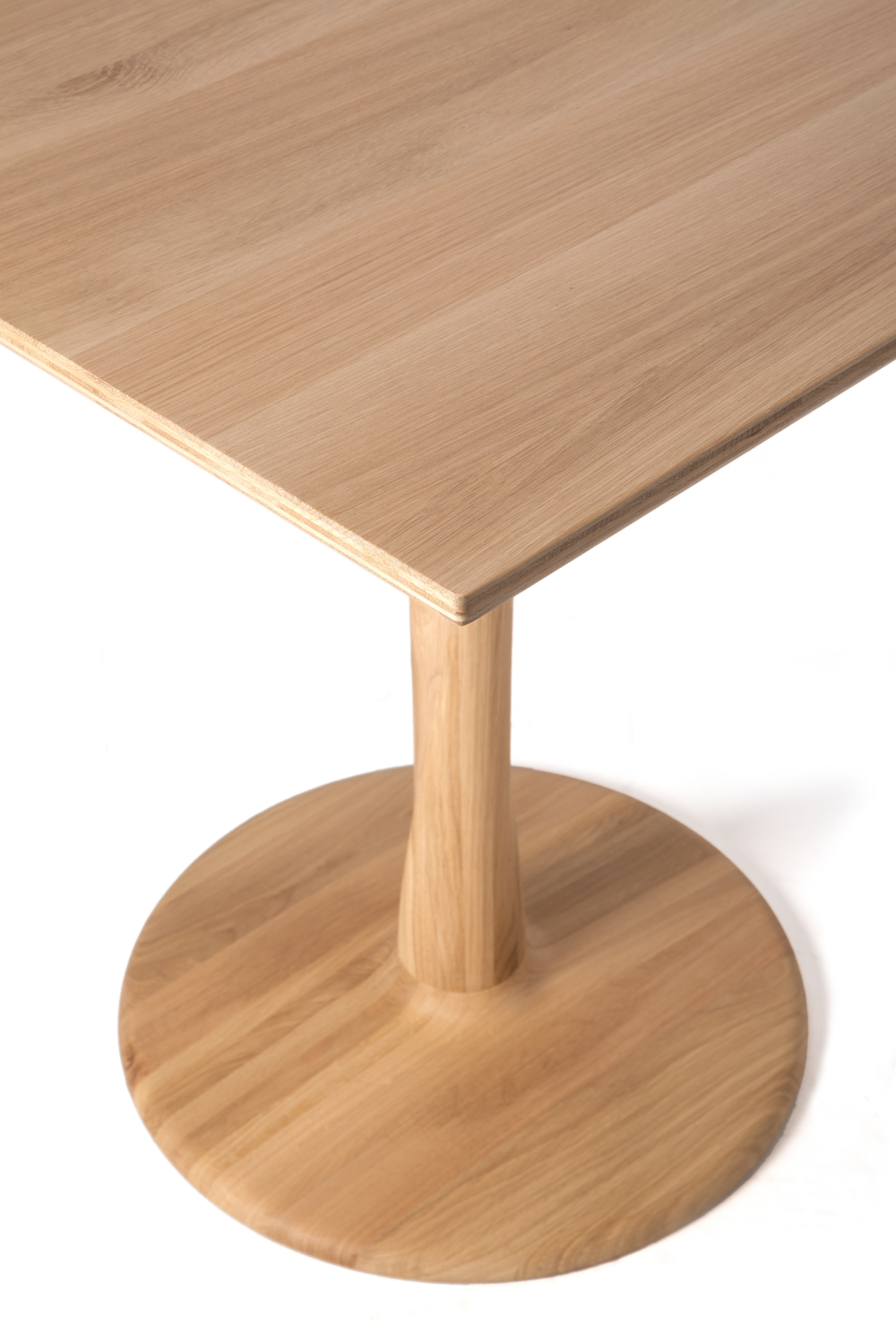 Square Pedestal Dining Table | Ethnicraft Torsion | OROA.COM