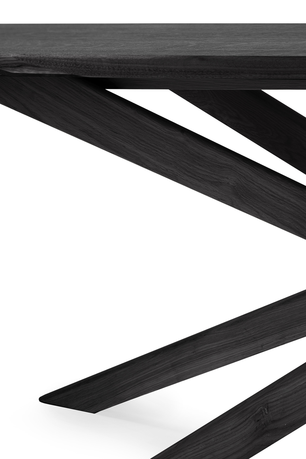 Oval Black Oak Dining Table | Ethnicraft Mikado | Oroa.com