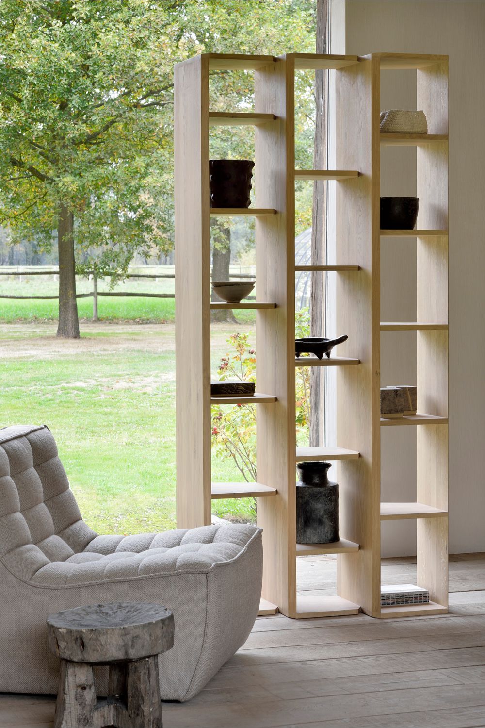 Oiled Oak Bookcase | Ethnicraft Stairs | Oroa.com