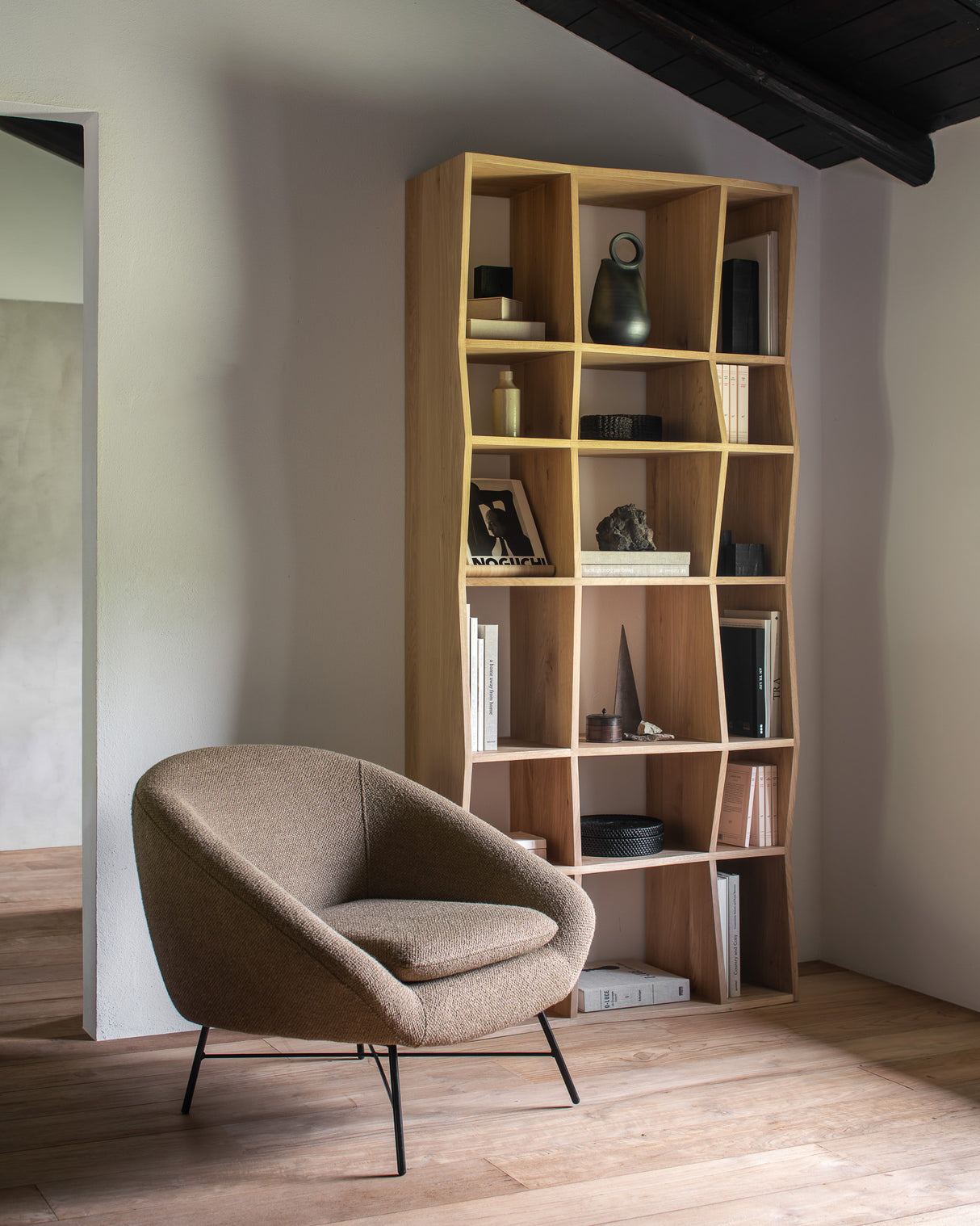 Oiled Oak Book Rack | Ethnicraft Z | Oroa.com