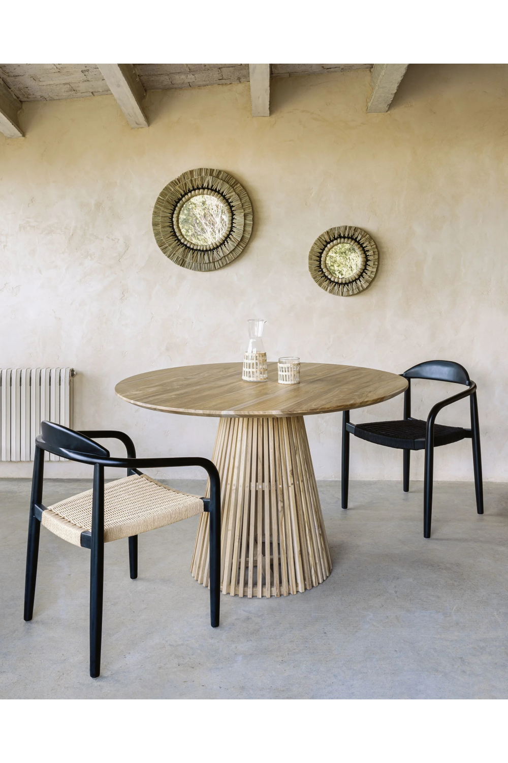 Round Teak Wood Pedestal Dining Table L | Oroa.com
