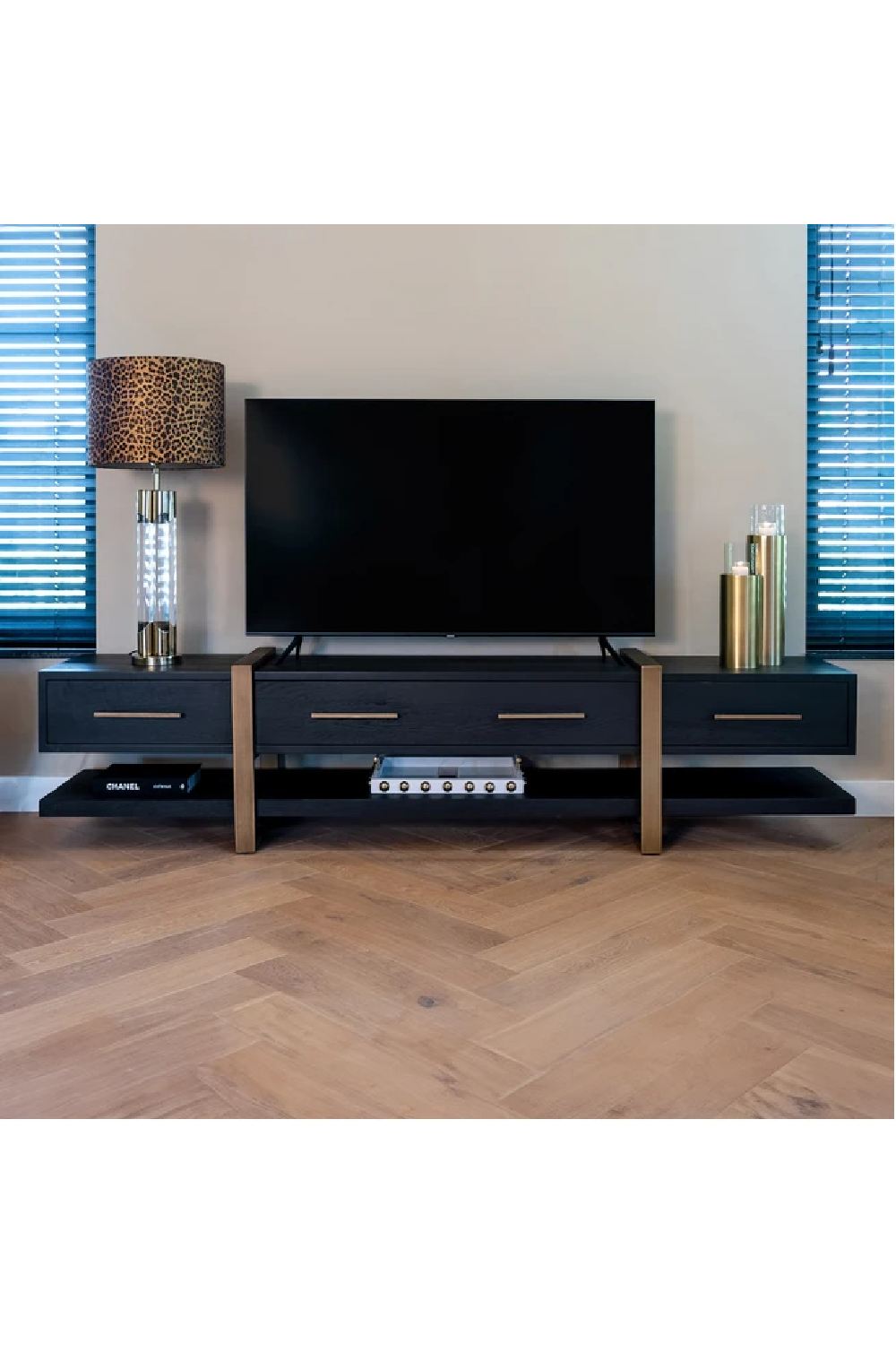 Black Oak 3-Drawer TV Unit | Richmond Interiors Cambon | Oroa.com
