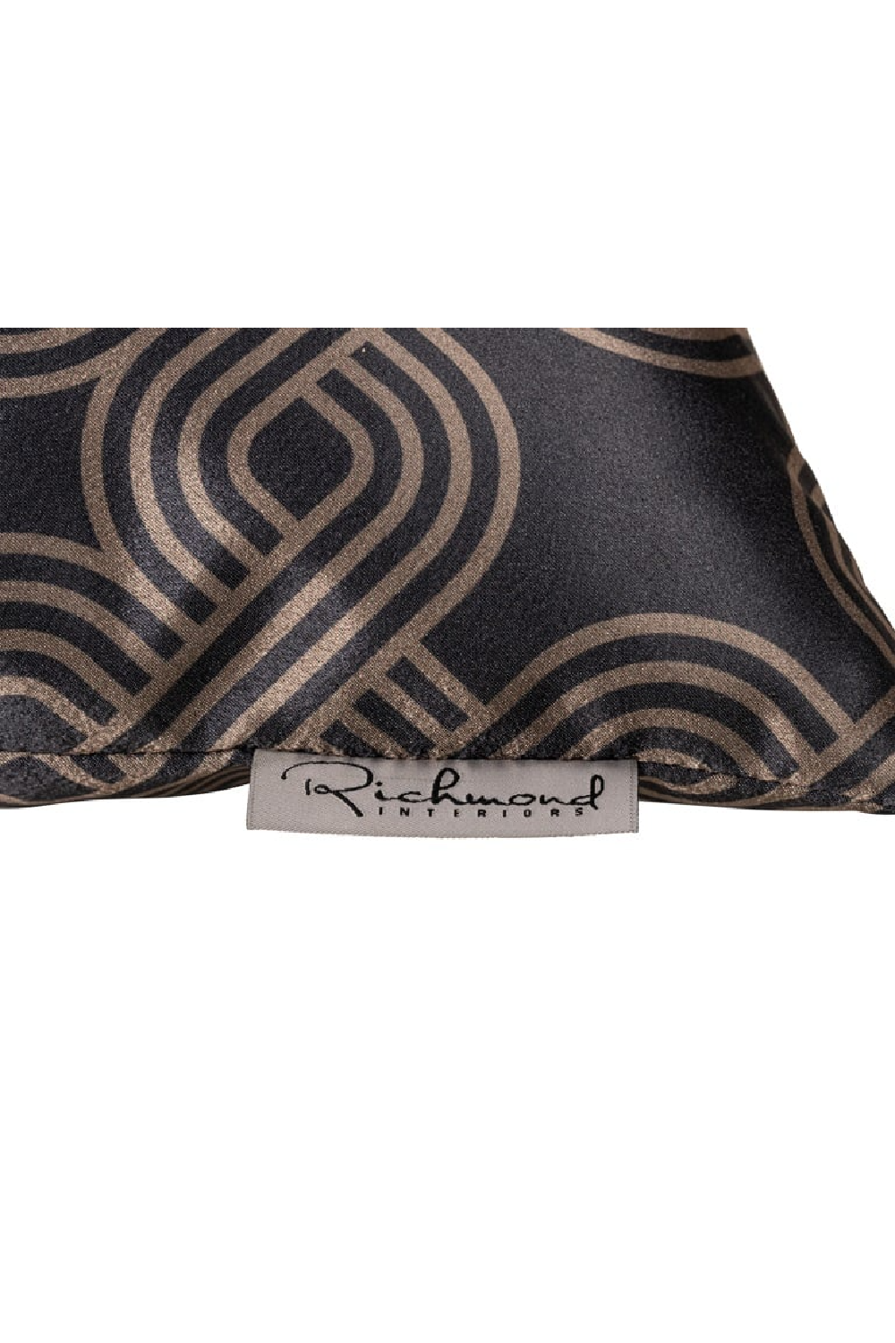 Dark Chain Patterned Pillow | Richmond Interiors Meagan | Oroa.com