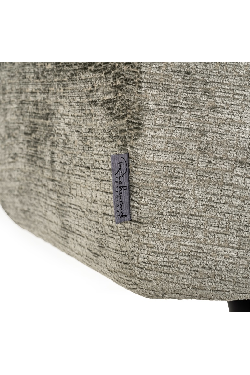 Pedestal Upholstered Swivel Chair | Richmond Interiors Marlon | Oroa.com