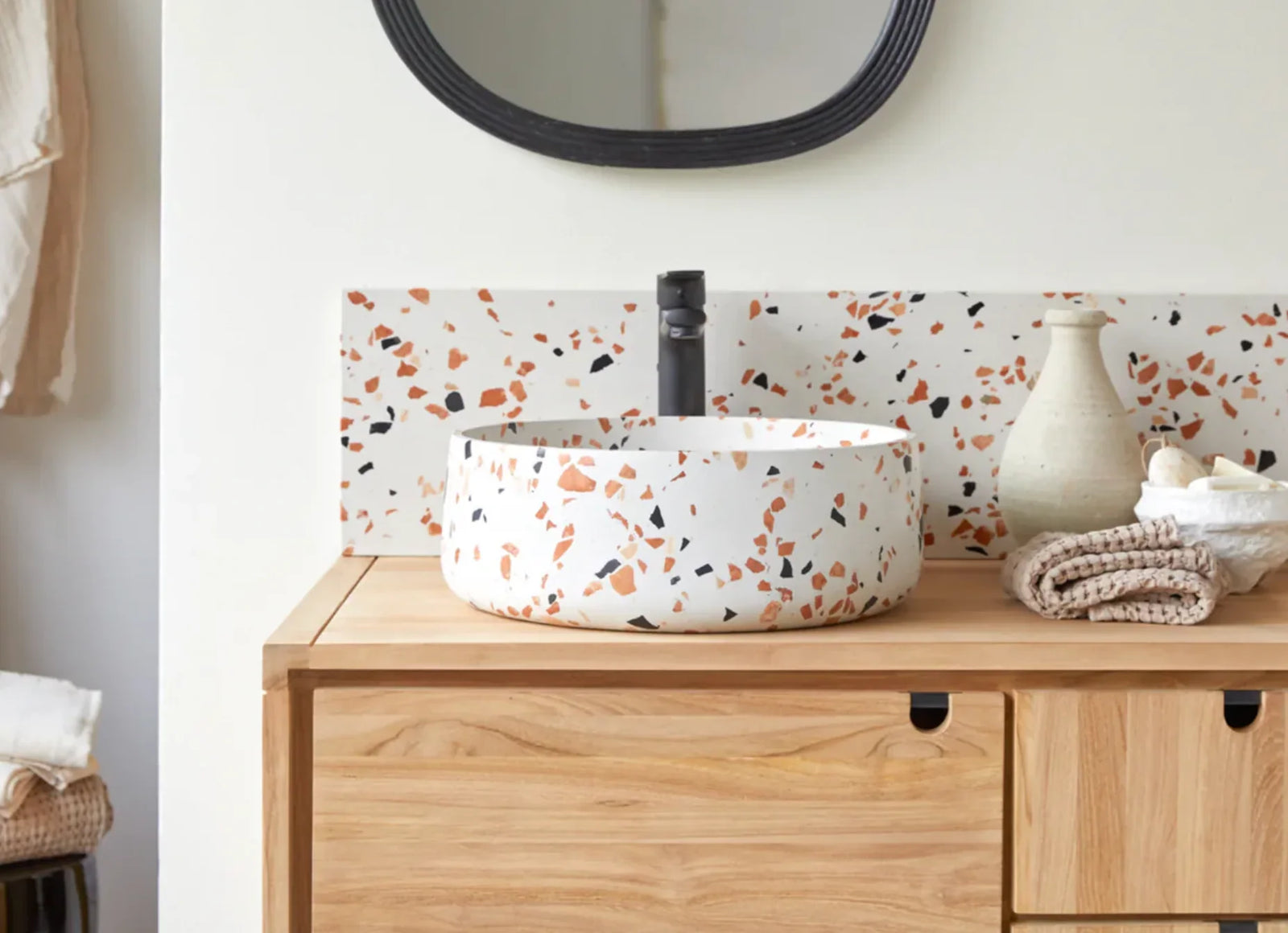 Choose the Perfect Bathroom Vanities for Every Style