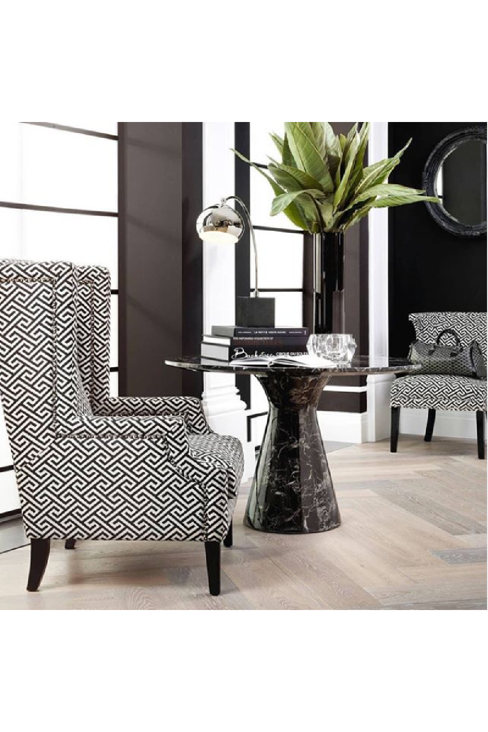 Marble Dining Table | Eichholtz Turner | Oroa.com