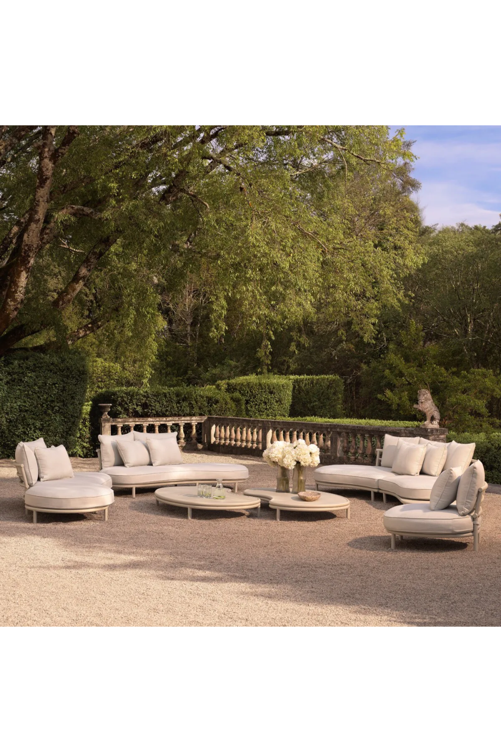 White Modern Outdoor Sofa | Eichholtz Laguno | Oroa.com