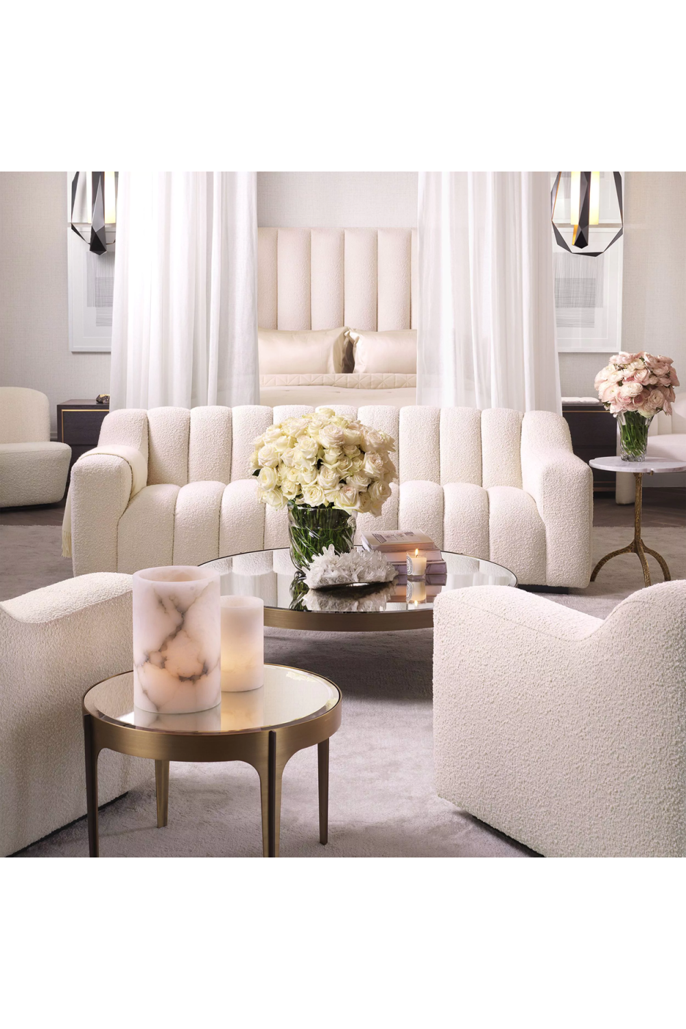 Mid-Century Modern Round Side Table | Eichholtz Artemisa | Oroa.com