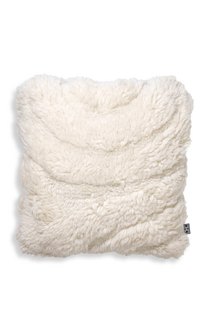 White Hand-Tufted Wool Cushion | Eichholtz Andres | Oroa.com