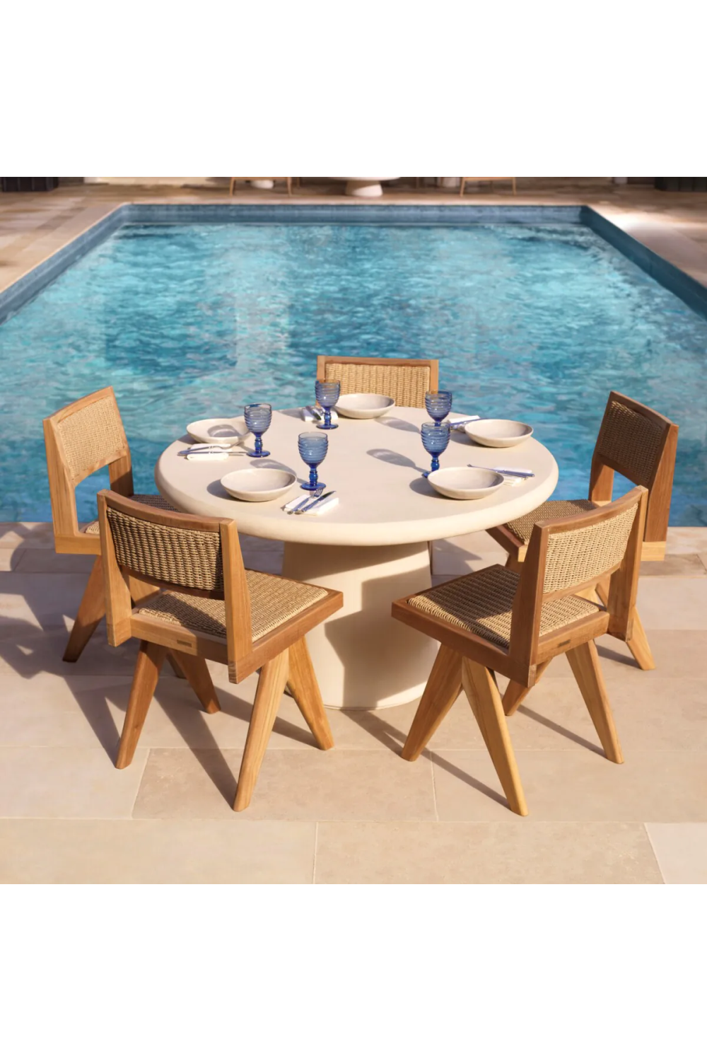 White Round Outdoor Dining Table M | Eichholtz Cleon | Oroa.com