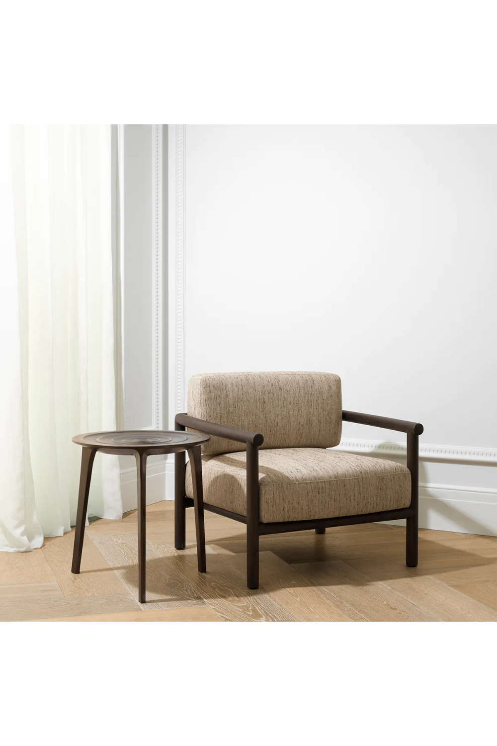 Mahogany Framed Lounge Chair | Eichholtz Ombria | Oroa.com