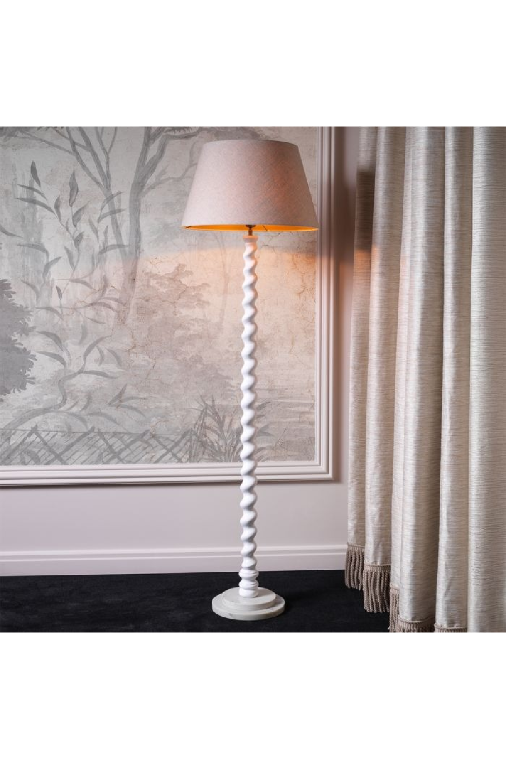 Spiral Base Floor Lamp | Eichholtz Massimo | Oroa.com