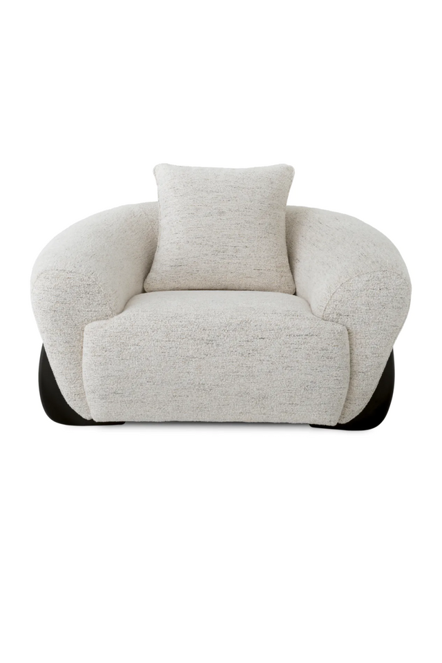 White Curved Lounge Chair | Eichholtz Siderno | Oroa.com