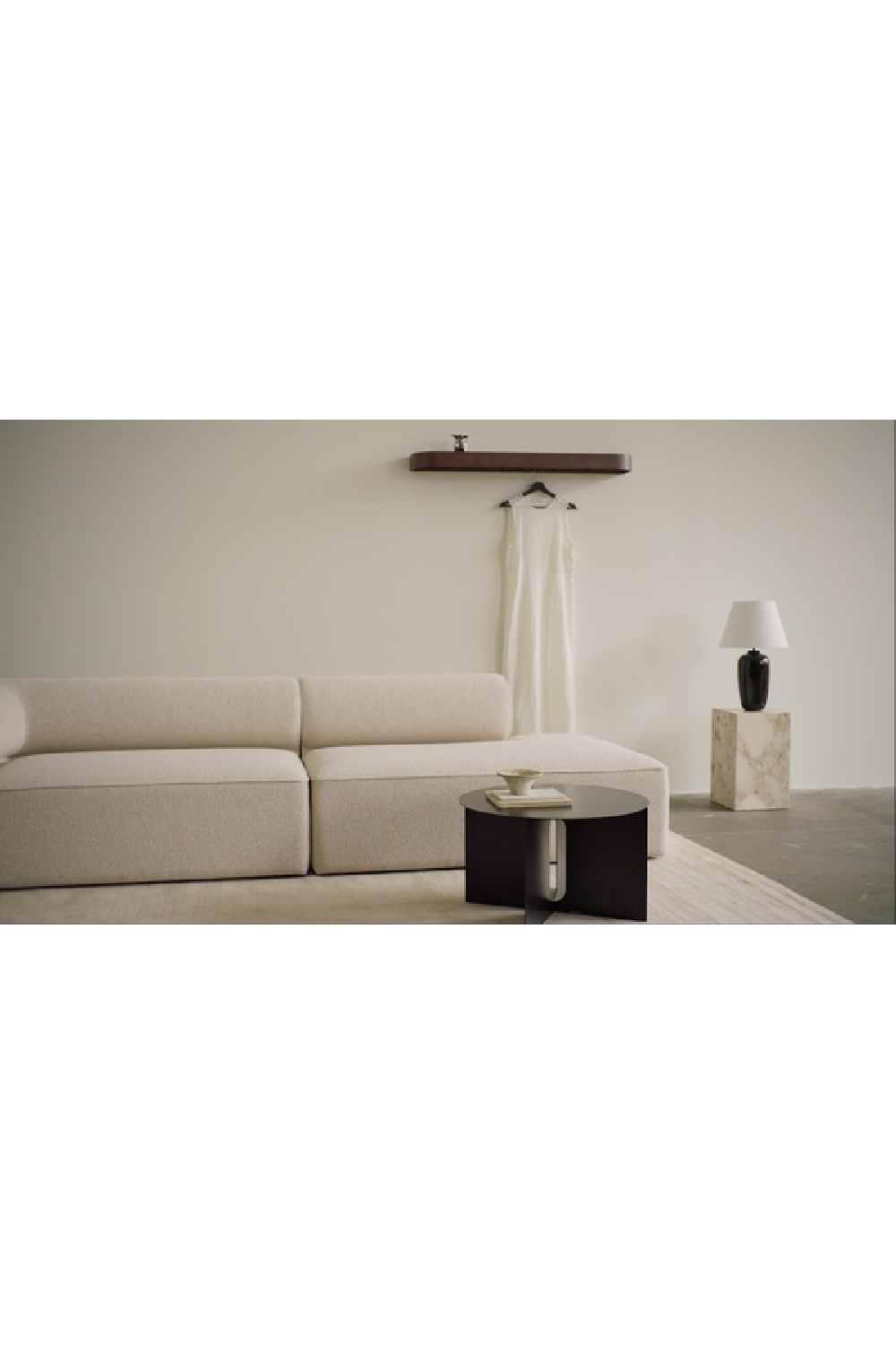 Wall-Mounted Oak Rack Shelf | Audo Copenhagen Epoch | Oroa.com