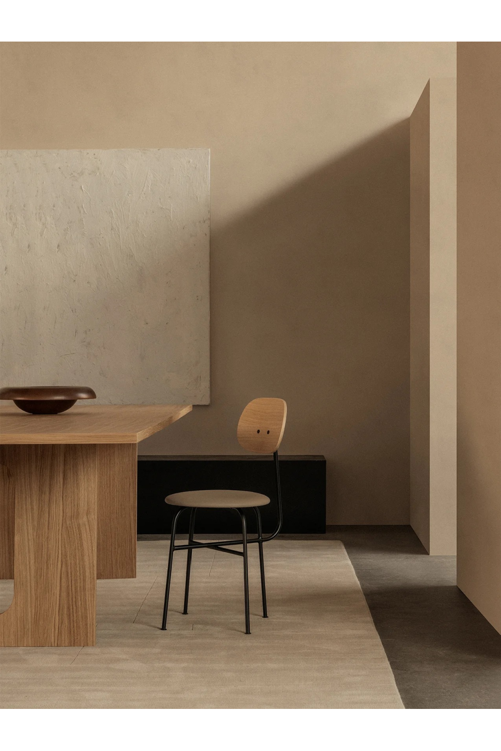 Minimalist Upholstered Seat Dining Chair | Audo Copenhagen Afteroom | Oroa.com